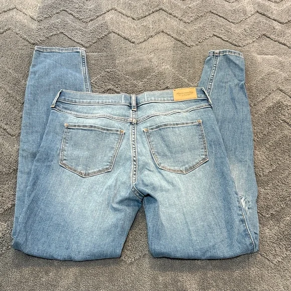 Abercrombie Kids Light Blue Skinny Jeans size 15/16 NWOT - Picture 4 of 7